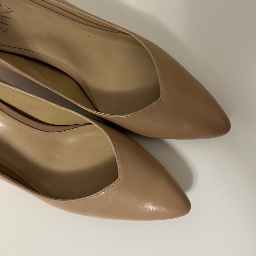 Naturalizer Mali in Nude Leather 8M